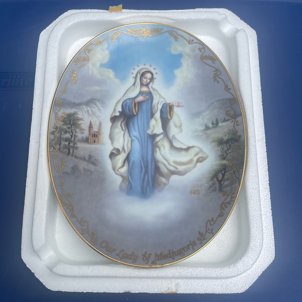 Our Lady of Medjugorje The Bradford Exchange Visions of Our Lady Plate 1994